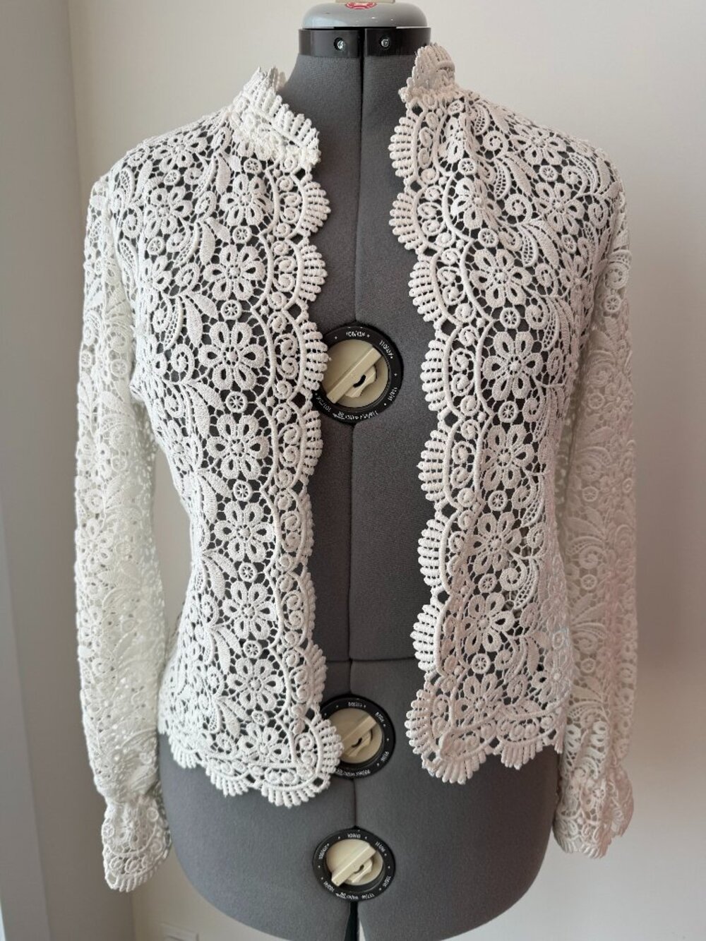 Zara White Cotton Lace Open-Front Jacket
